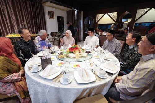 NURUL IZZAH ANWAR
