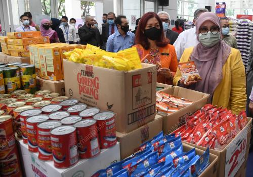 DATUK MAS ERMIEYATI SAMSUDIN