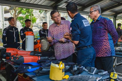 DATUK SERI SAIFUDDIN NASUTION ISMAIL