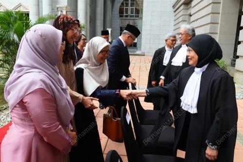 TUN TENGKU MAIMUN TUAN MAN