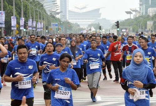 PTJ14_09052015_9TO5_RUN