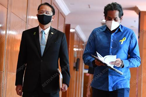 KHAIRY JAMALUDDIN
