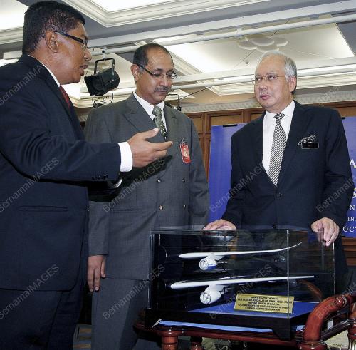 NAJIB TUN RAZAK