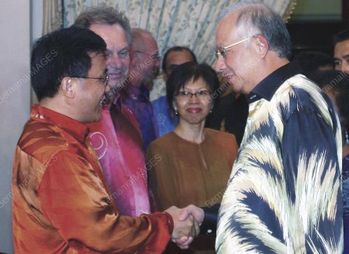MOHD NAJIB TUN ABDUL RAZAK