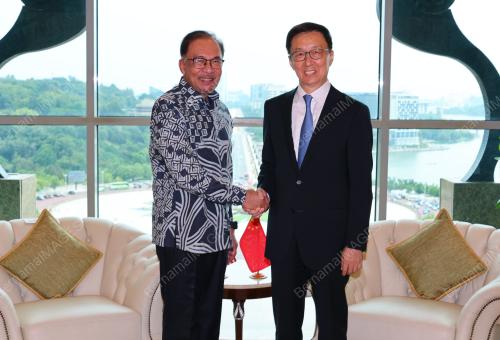 DATUK SERI ANWAR IBRAHIM
