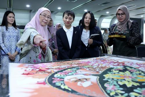 DATUK SERI DR WAN AZIZAH WAN ISMAIL