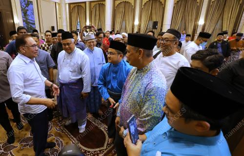 DATUK SERI ANWAR IBRAHIM