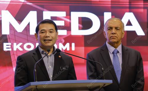 RAFIZI RAMLI