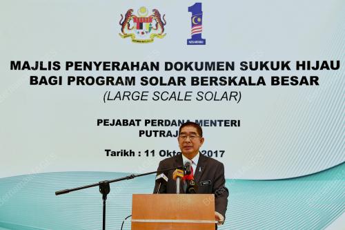 PTJ14_11102017_SUKUK_HIJAU