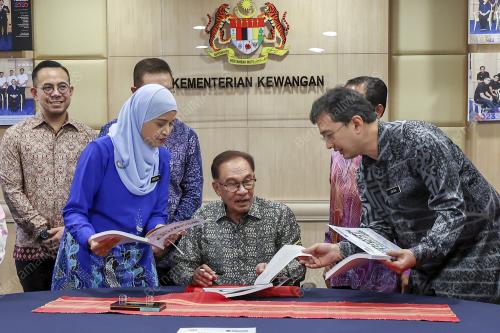 DATUK SERI ANWAR IBRAHIM