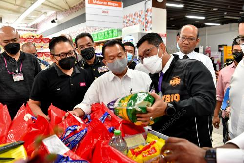DATUK SERI ALEXANDER NANTA LINGGI