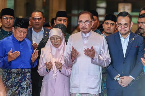 DATUK SERI ANWAR IBRAHIM