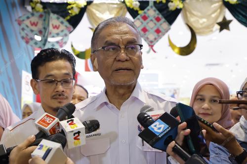 DATUK SERI DR DZULKEFLY AHMAD