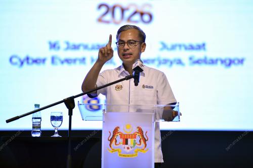DATUK FAHMI FADZIL