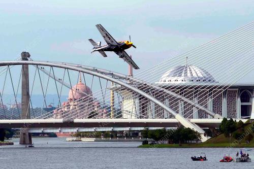 PTJ14_16052014_AIR_RACE