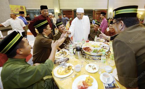 PTJ14_16072013_ZAHID_RELA