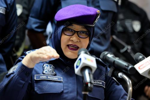 DATUK ANIS RIZANA MOHD ZAINUDIN