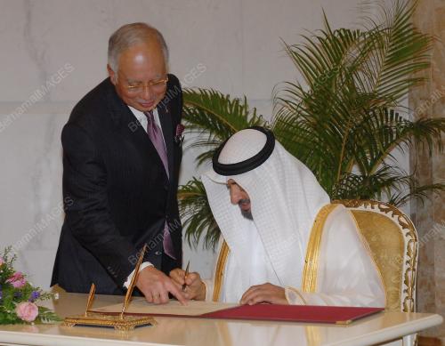 DATUK SERI MOHD NAJIB TUN ABDUL RAZAK