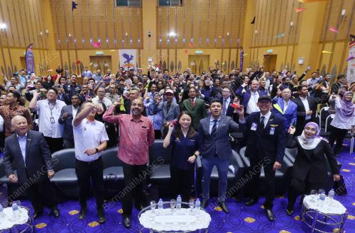 HANNAH YEOH