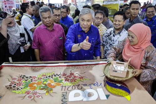 DATUK SERI DR AHMAD ZAHID HAMIDI