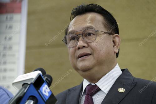 DATUK SERI ALEXANDER NANTA LINGGI