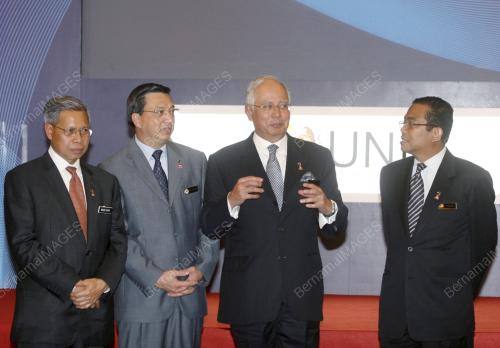 DATUK SERI MOHD NAJIB TUN ABDUL RAZAK
