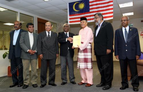 TAN SRI ABDUL AZIZ YUSOF