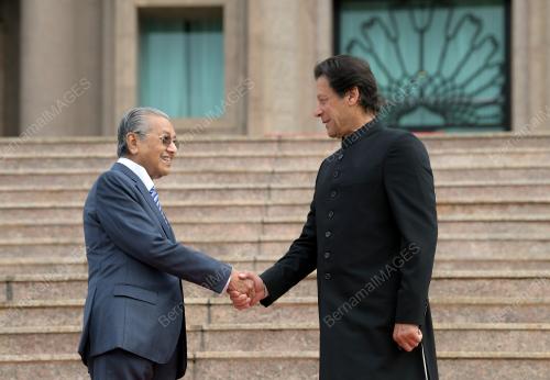 PTJ14_20112018_PM_PAKISTAN