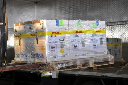 VAKSIN Pfizer-BioNTech TIBA DI MALAYSIA