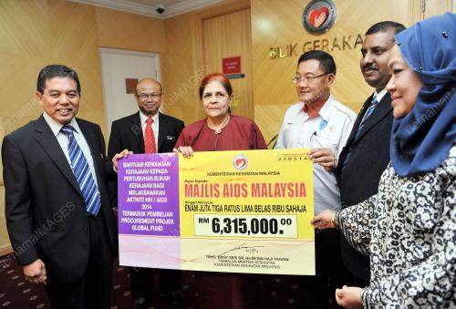 PTJ14_21052014_AIDS