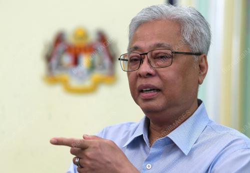 DATUK SERI ISMAIL SABRI YAAKOB