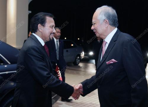MOHD NAJIB TUN ABDUL RAZAK