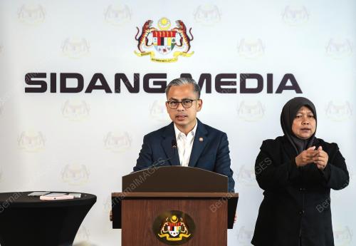 DATUK FAHMI FADZIL