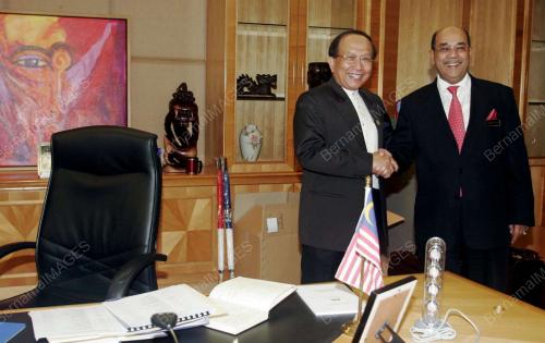 DATUK SERI UTAMA DR RAIS YATIM