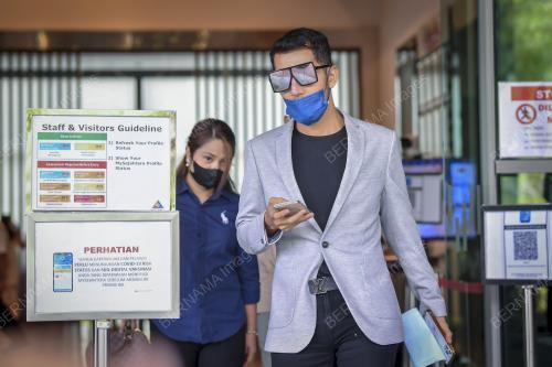 DATUK SERI ALIFF SYUKRI KAMARZAMAN