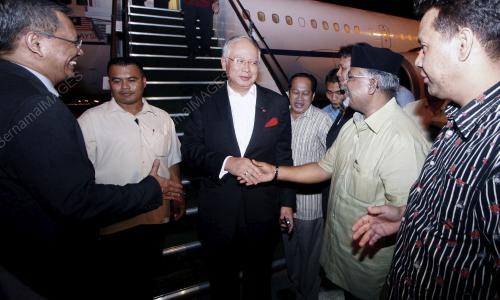 DATUK SERI MOHD NAJIB TUN ABDUL RAZAK