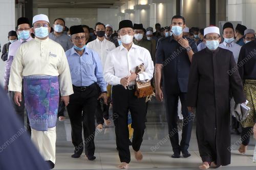TAN SRI MUHYIIDDIN YASSIN