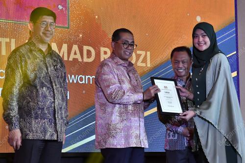 DATUK SERI MOHAMED KHALED NORDIN