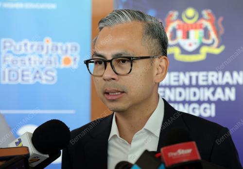 FAHMI FADZIL