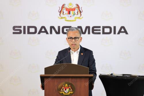 FAHMI FADZIL