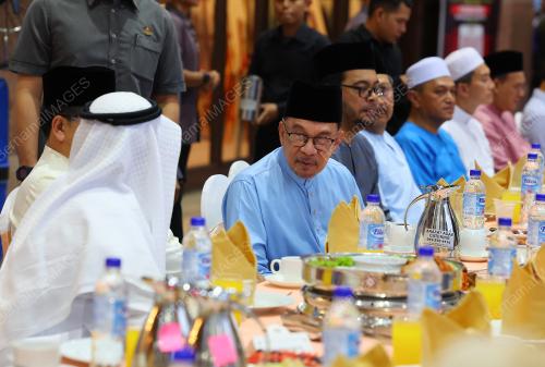 DATUK SERI ANWAR IBRAHIM