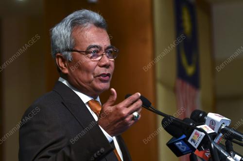 DATUK SERI MOHD REDZUAN YUSOF