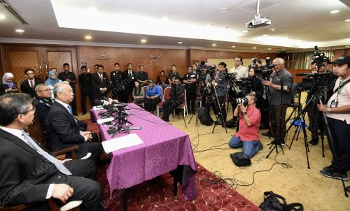 PTJ14_28112018_MUHYIDDIN