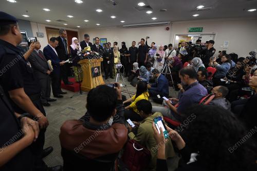 DATUK SERI DR WAN AZIZAH WAN ISMAIL