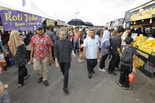FAHMI FADZIL