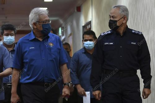 DATUK SERI HAMZAH ZAINUDDIN