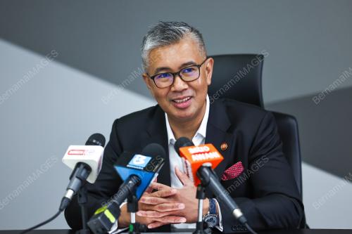 TENGKU DATUK SERI ZAFRUL ABDUL AZIZ