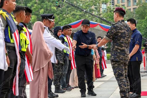 DATUK SERI HAZANI GHAZALI