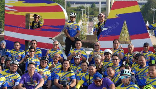 TUANKU SYED FAIZUDDIN PUTRA JAMALULLAIL