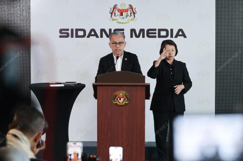 DATUK FAHMI FADZIL
